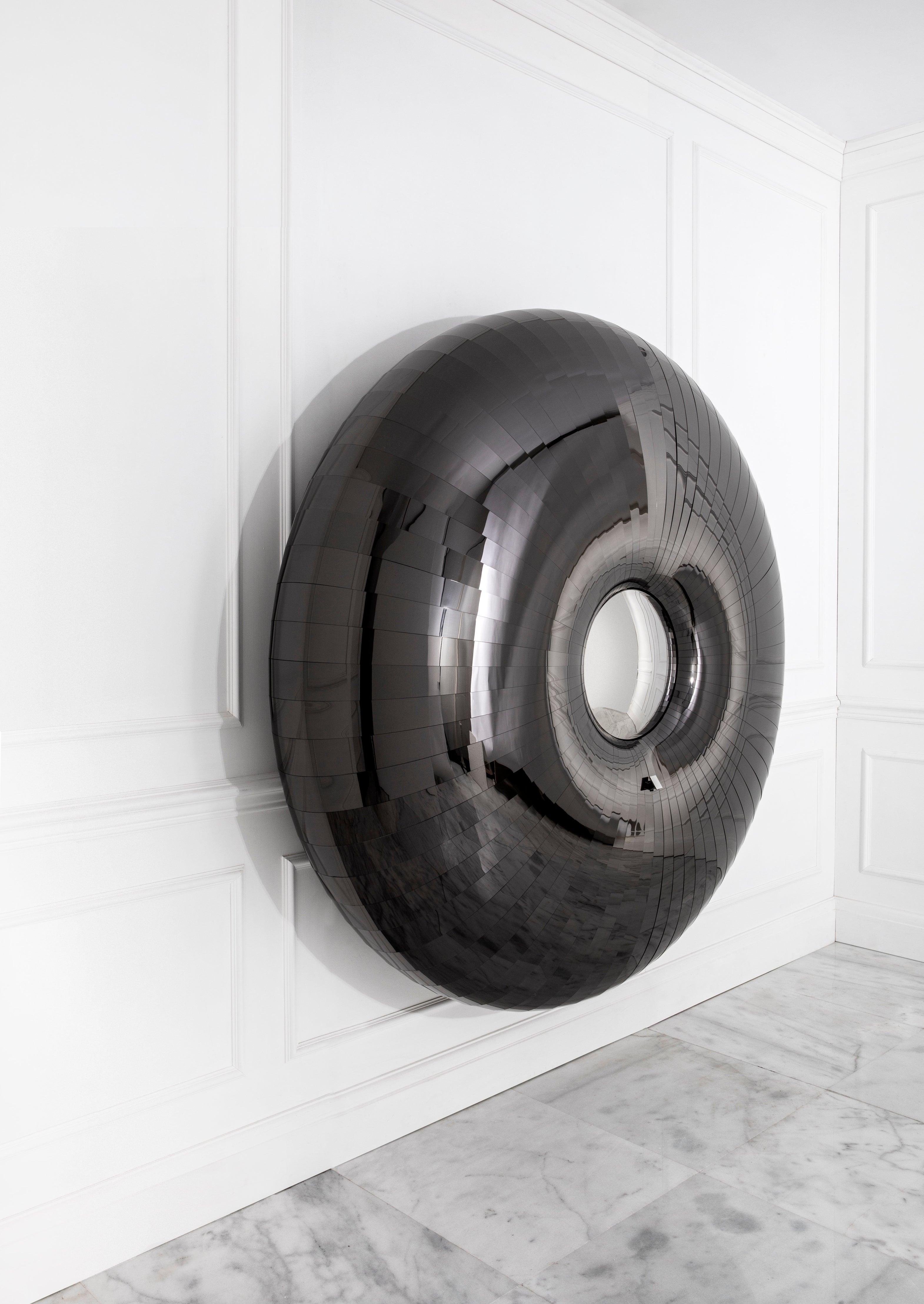 Urchin Cabinet Black