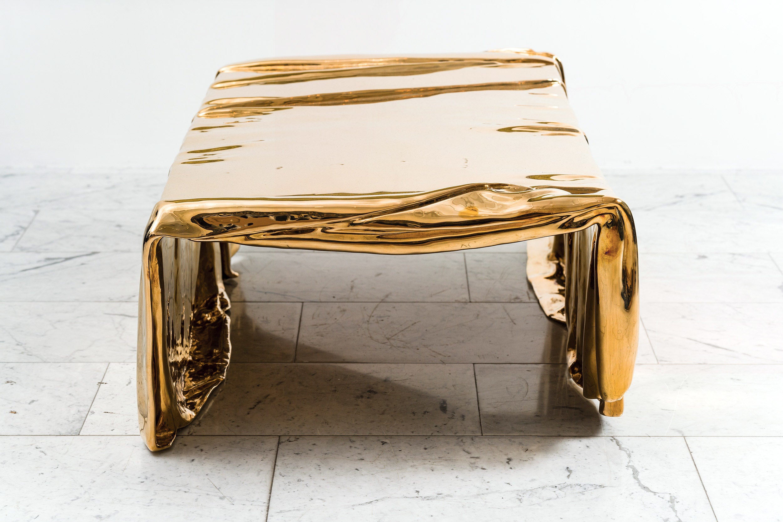 Vela Coffee Table