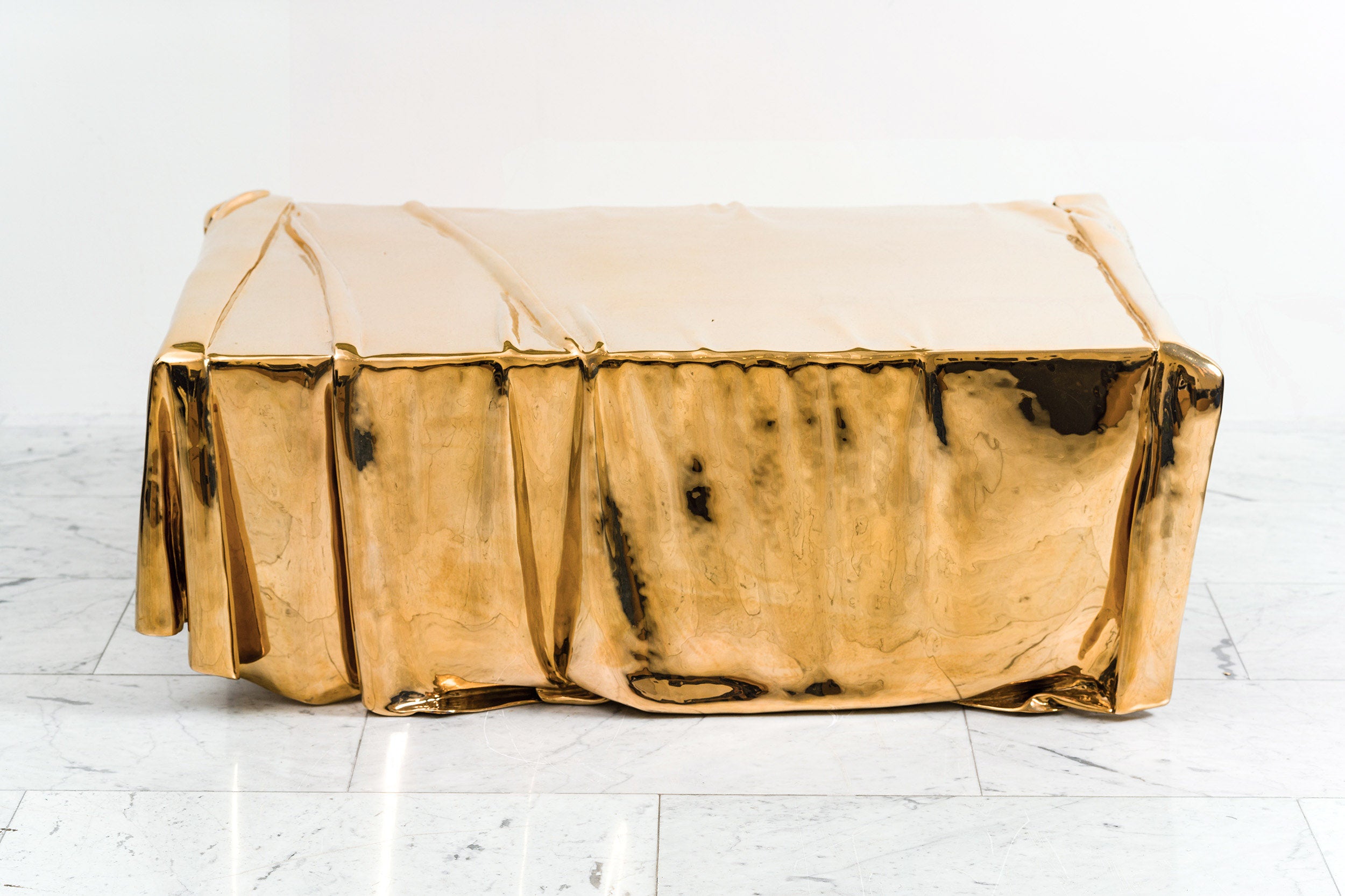 Vela Coffee Table