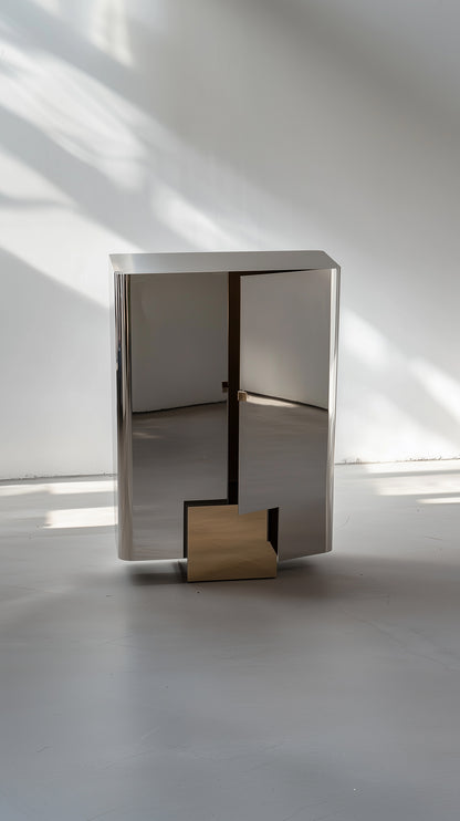 X Armoire