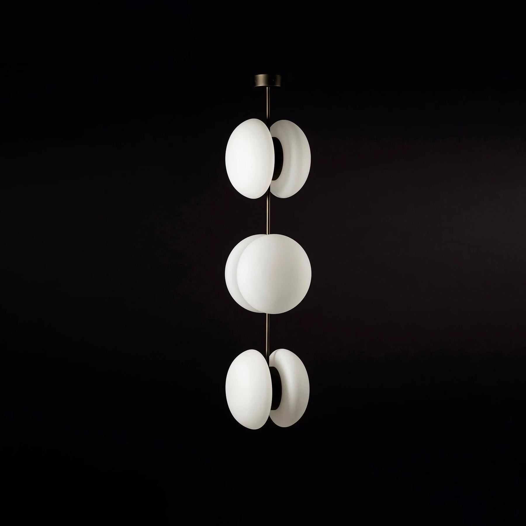 Yoyo 3 Chandelier