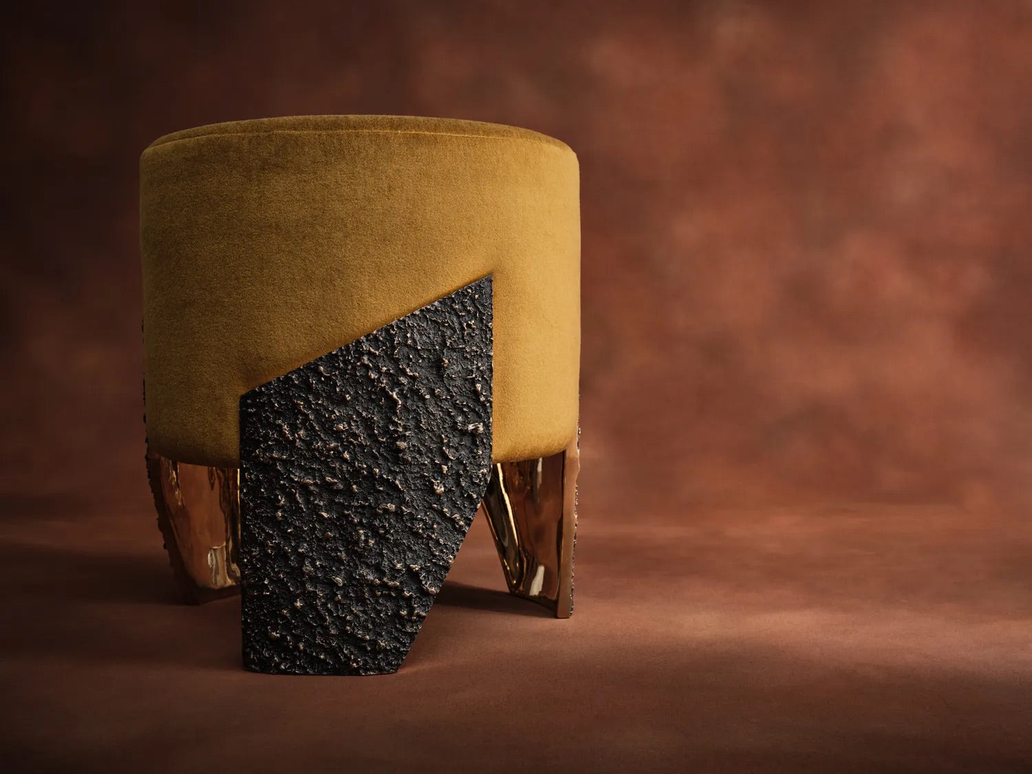 Gaspar Stool