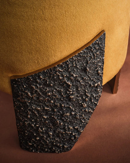 Gaspar Stool