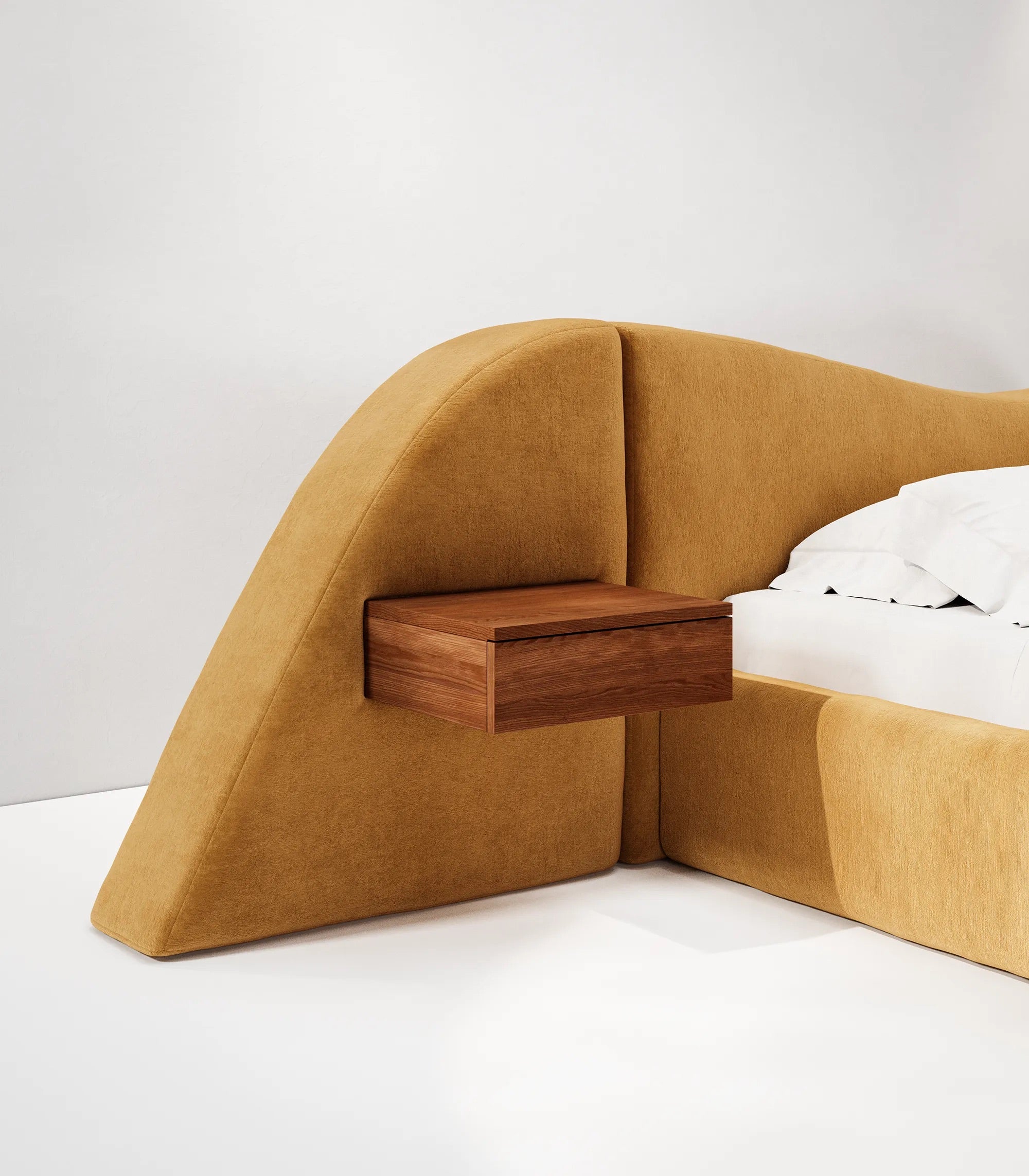 Belvoir Bed