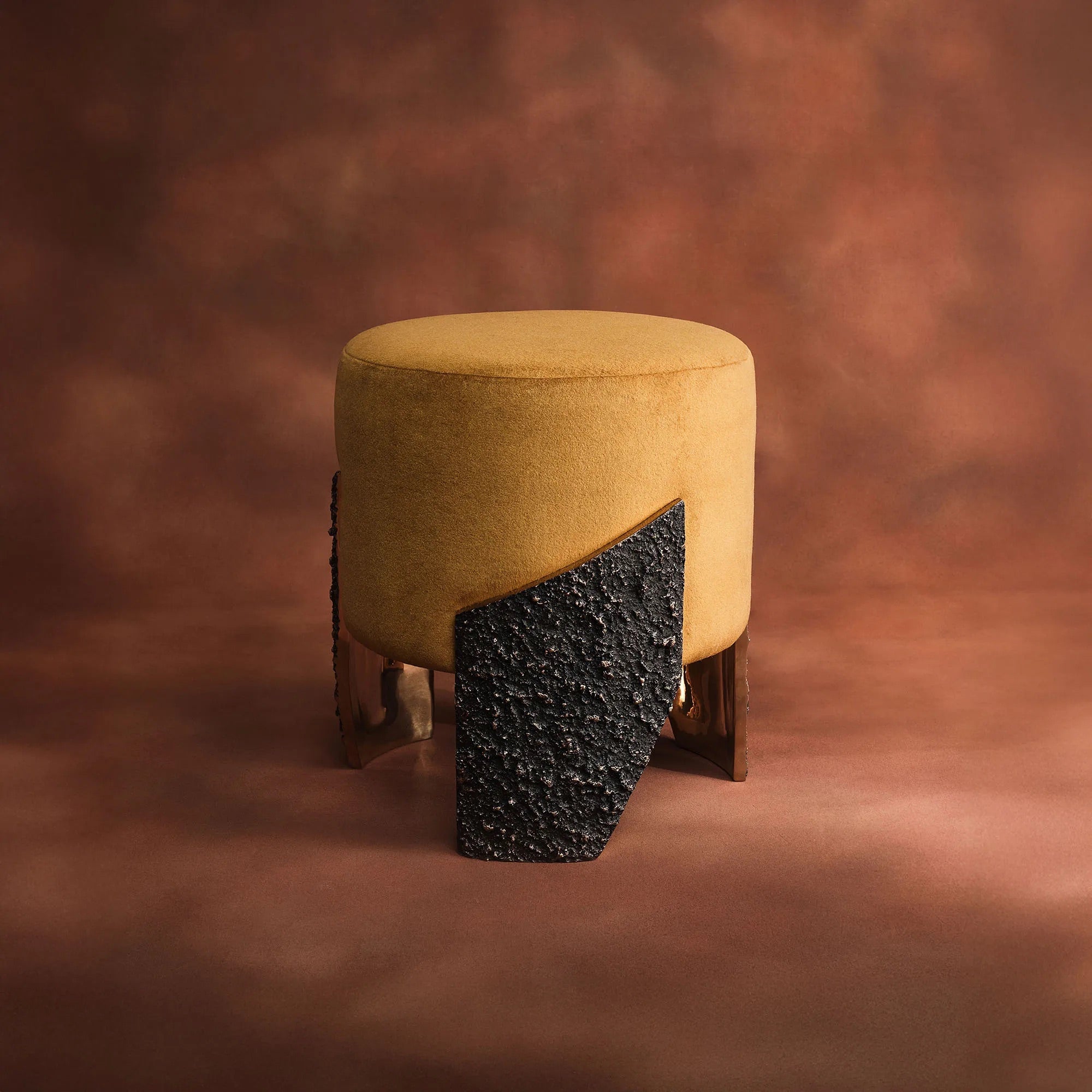 Gaspar Stool
