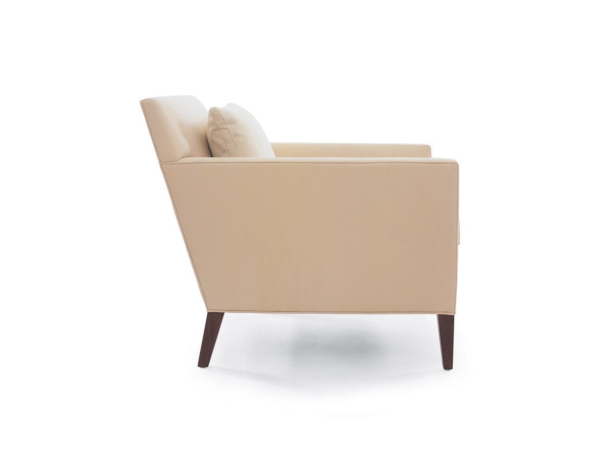 Laxamana Lounge Chair