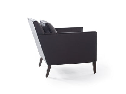 Laxamana Lounge Chair