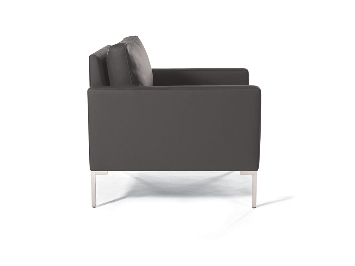 Madison Lounge Chair with Metal Leg