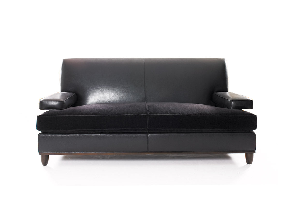 Lea Sofa