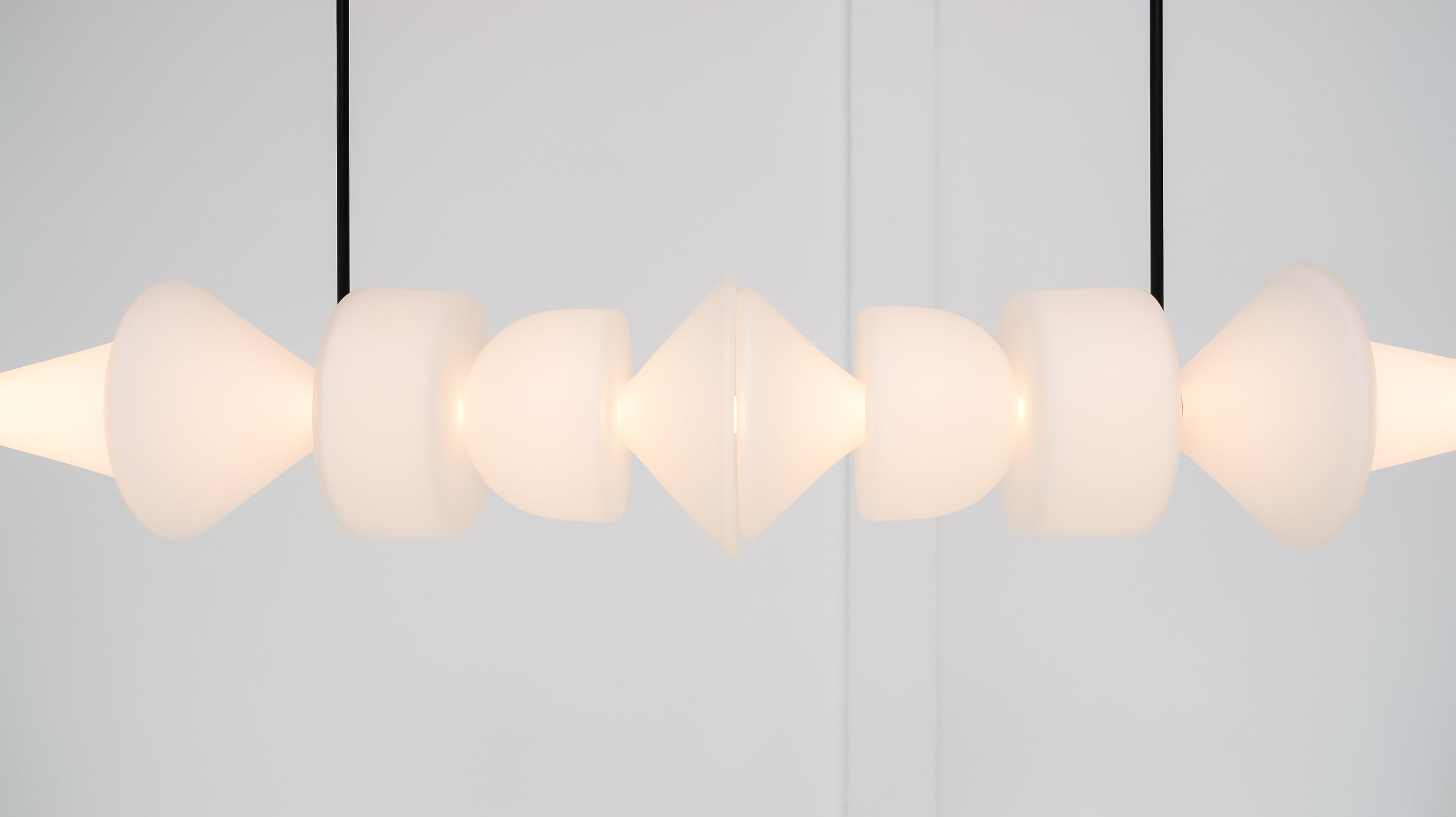 Sonde H10 Chandelier - Opal White