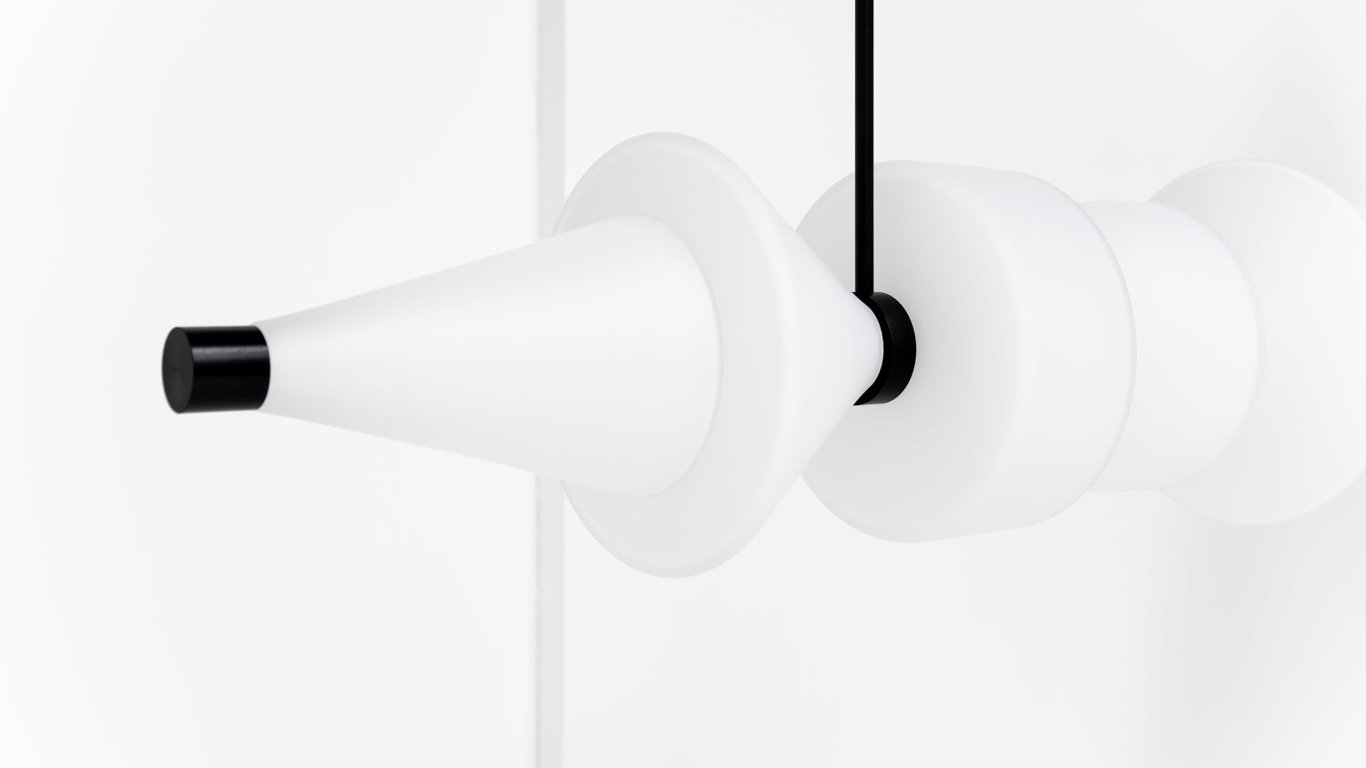 Sonde H10 Chandelier - Opal White