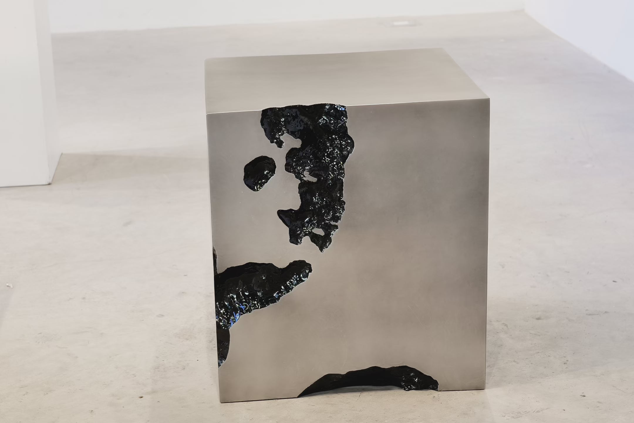 Erosia Cube