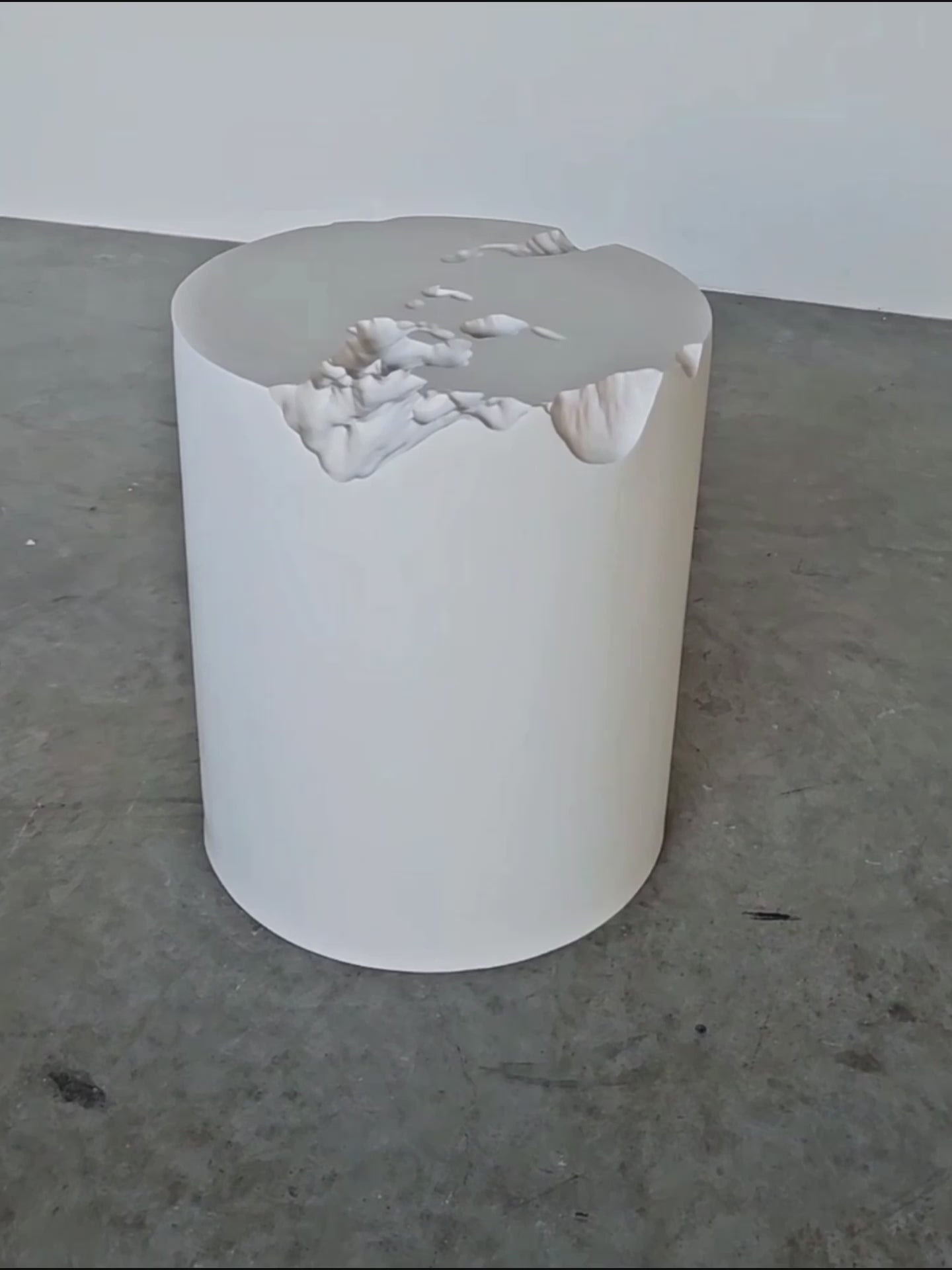 Erosia Side Table (Round)